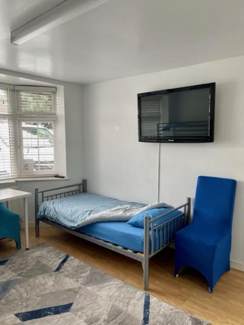 Barrs Court Beds Bed & Breakfast Warmley ภายนอก รูปภาพ